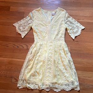 Altar’d State Short Sleeve Dress Sz XS Yellow Lace